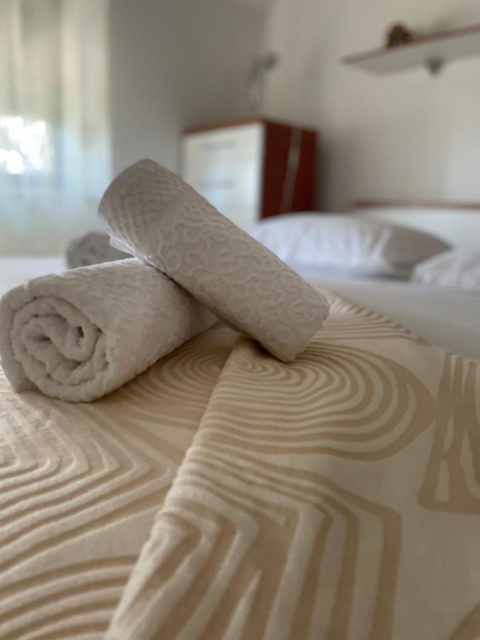 Vacation House Marin With Jacuzzi - Bol, Brac Εξωτερικό φωτογραφία