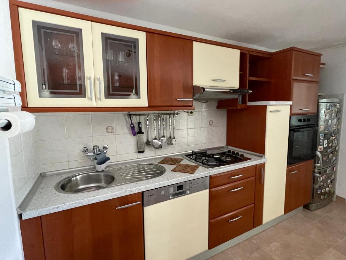Vacation House Marin With Jacuzzi - Bol, Brac Εξωτερικό φωτογραφία