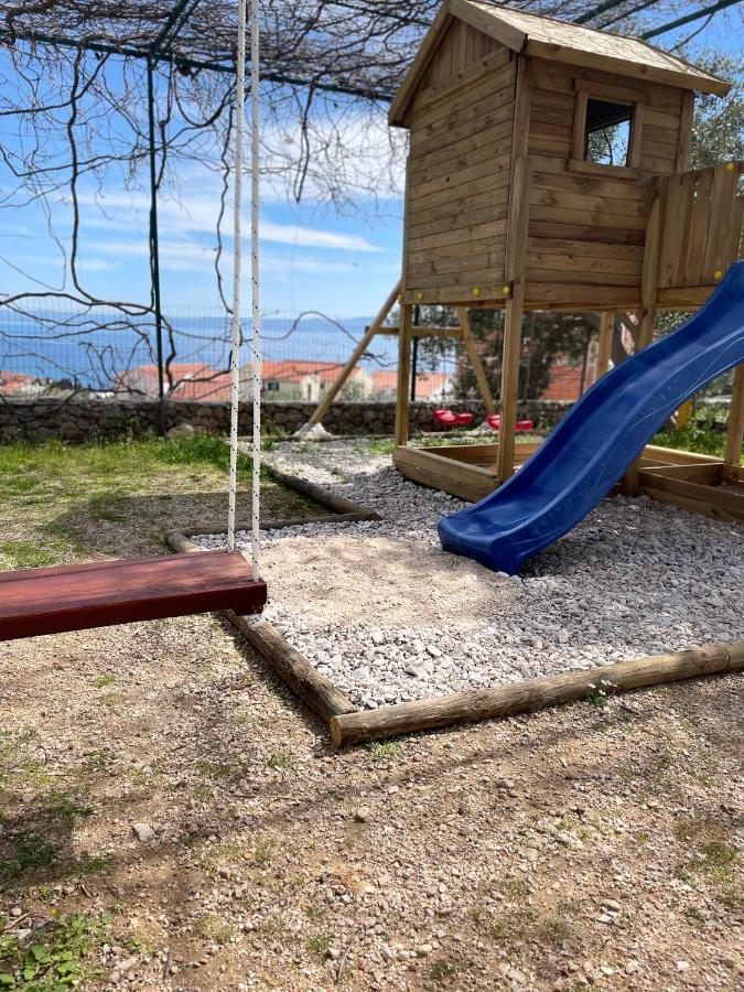 Vacation House Marin With Jacuzzi - Bol, Brac Εξωτερικό φωτογραφία