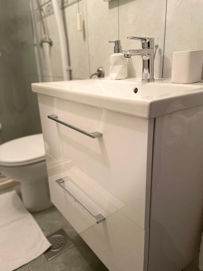 Vacation House Marin With Jacuzzi - Bol, Brac Εξωτερικό φωτογραφία